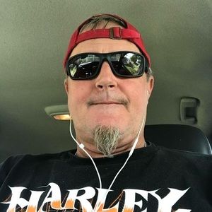 Meet your Posher, Scott